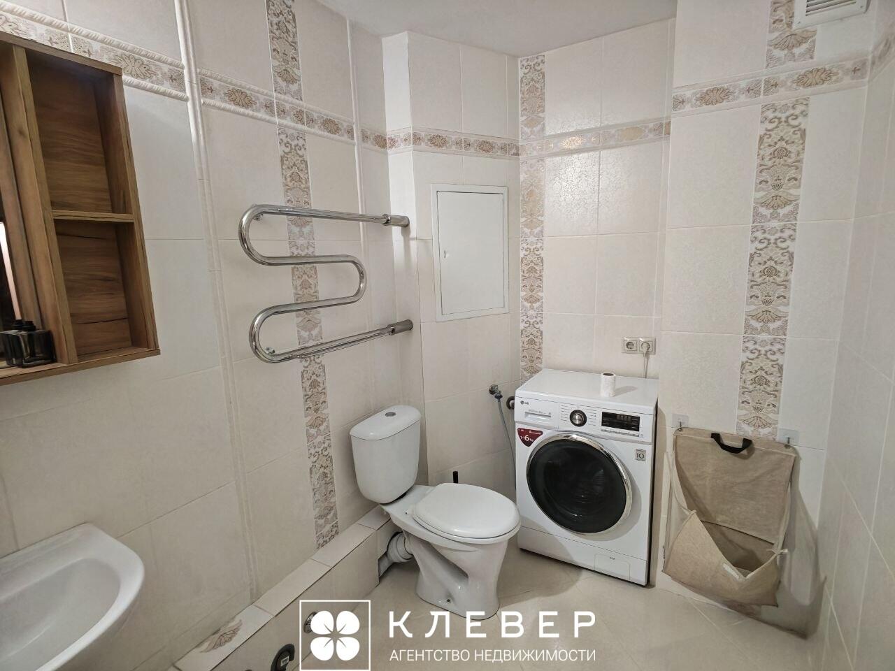  95.6м.кв., комнат 3, г. Минск (Бурдейного ул., 8)