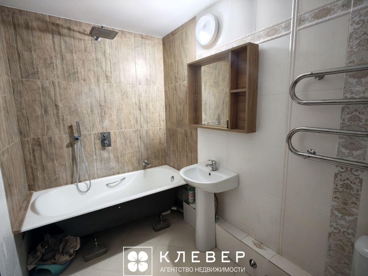  95.6м.кв., комнат 3, г. Минск (Бурдейного ул., 8)