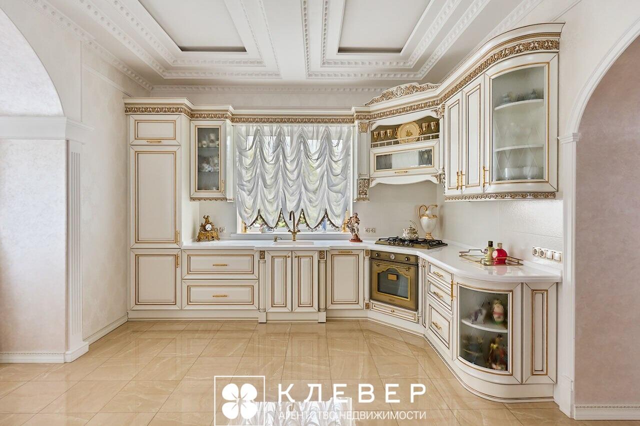  295.4м.кв. (участок 8.35сот.), аг. Ждановичи (Жемчужная ул.)
