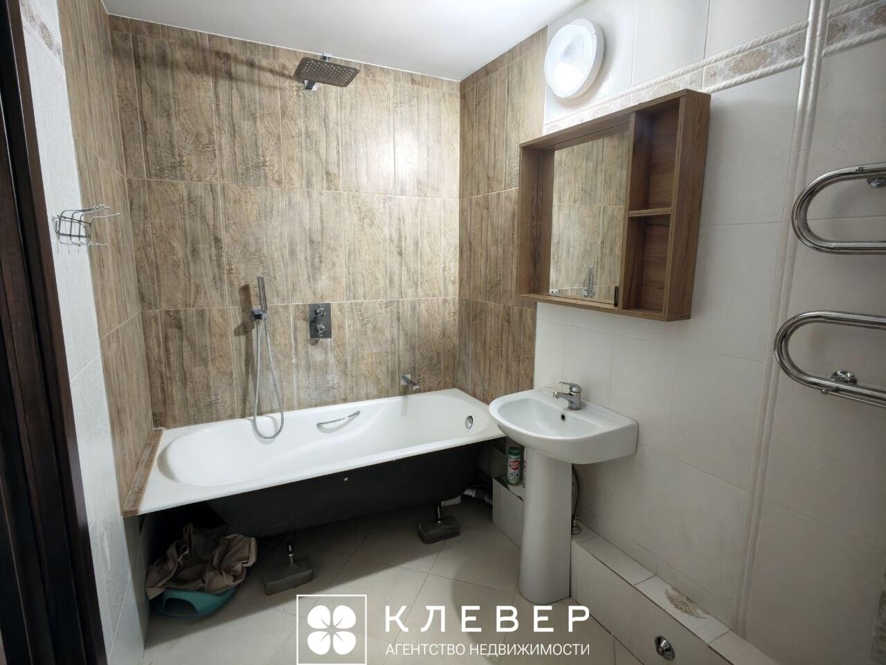  95.6м.кв., комнат 3, г. Минск (Бурдейного ул., 8)