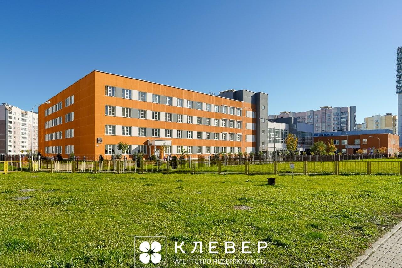  92м.кв., комнат 4, г. Минск (Каменногорская ул., 108)