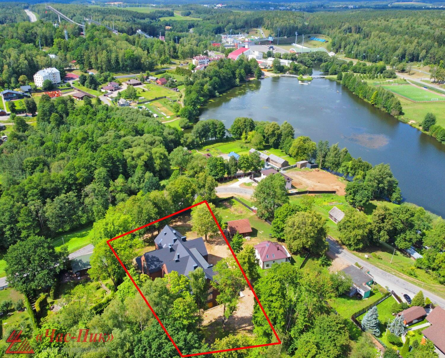 Commercial property 1 720 m² in Akolica, Belarus