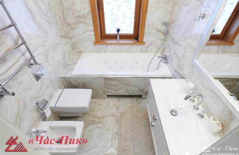 Cottage 707 m² Lahojsk selsaviet, Belarus