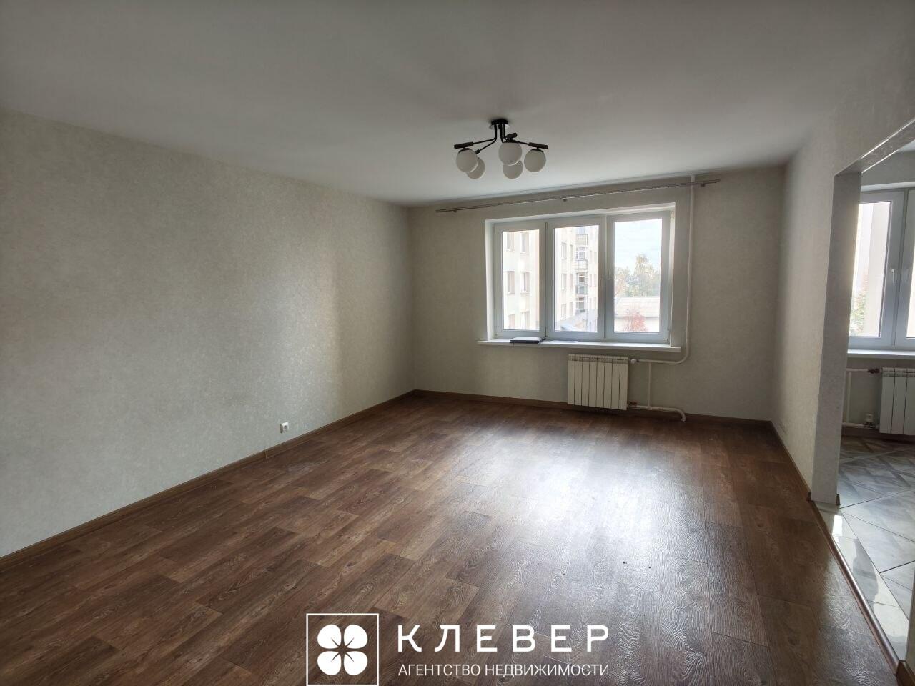  95.6м.кв., комнат 3, г. Минск (Бурдейного ул., 8)