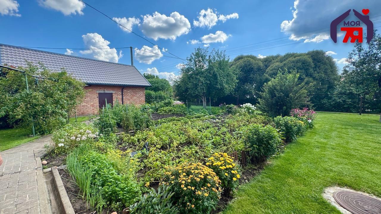 Коттедж 286 м² Солигорск, Беларусь