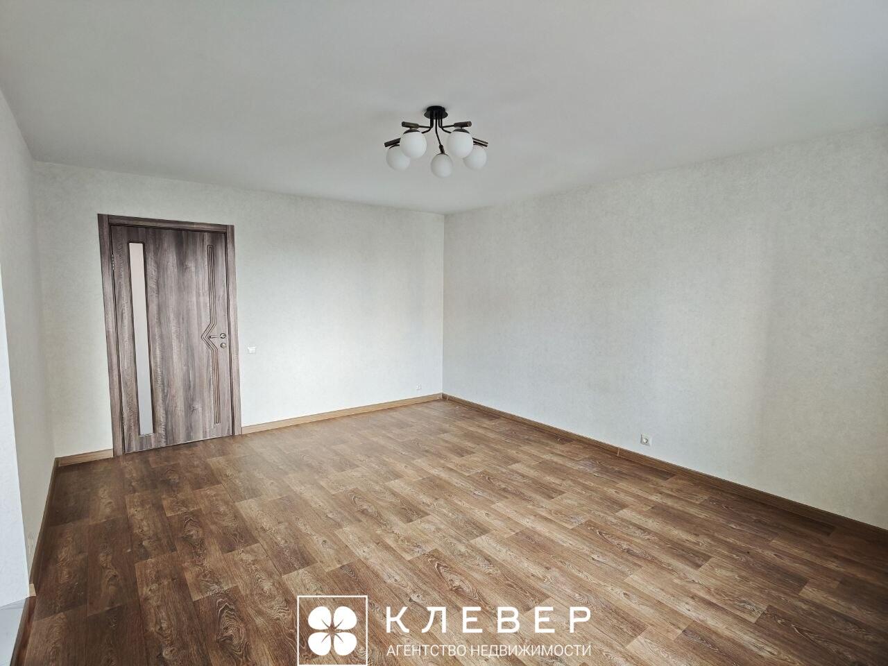  95.6м.кв., комнат 3, г. Минск (Бурдейного ул., 8)