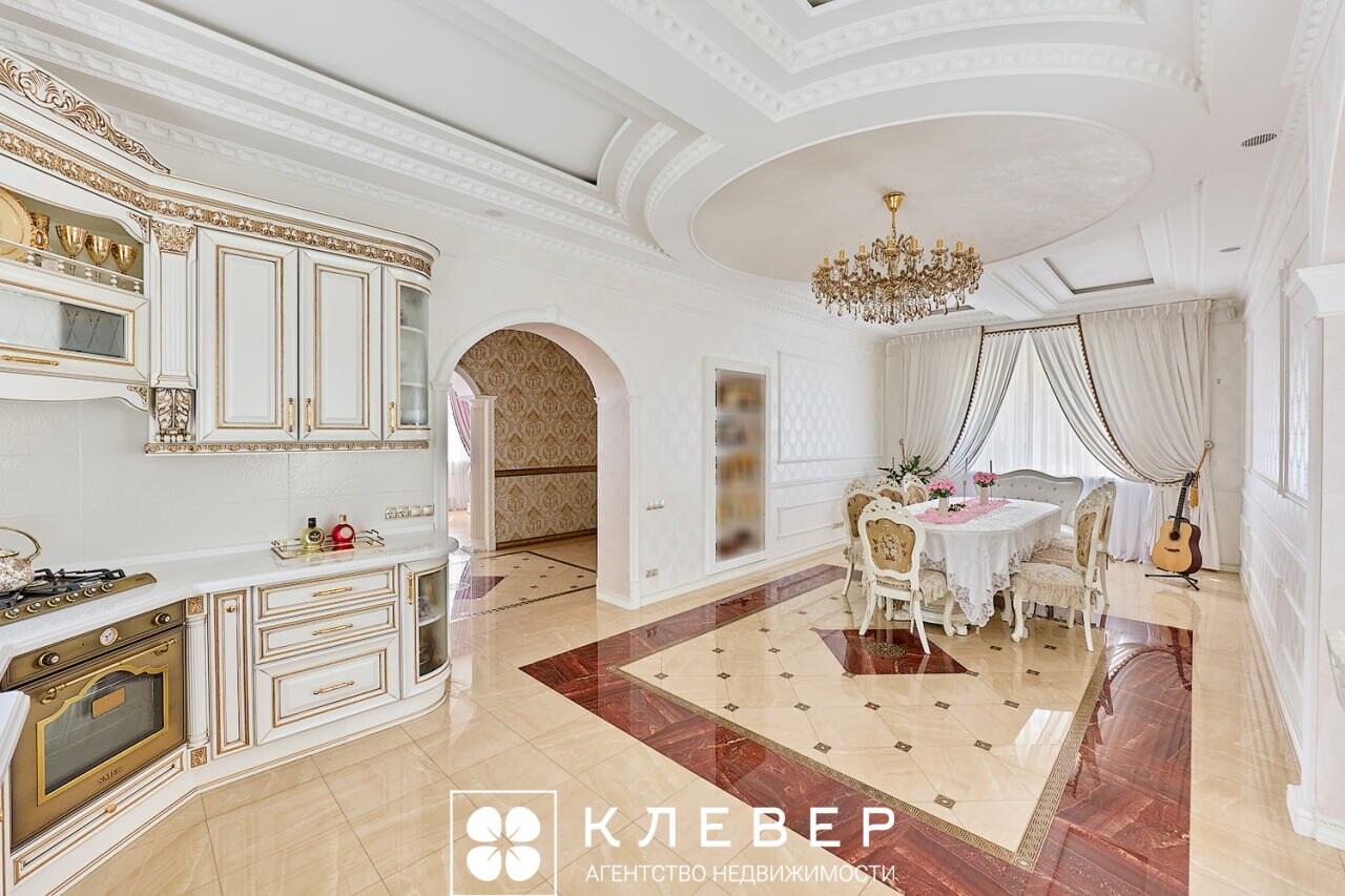  295.4м.кв. (участок 8.35сот.), аг. Ждановичи (Жемчужная ул.)