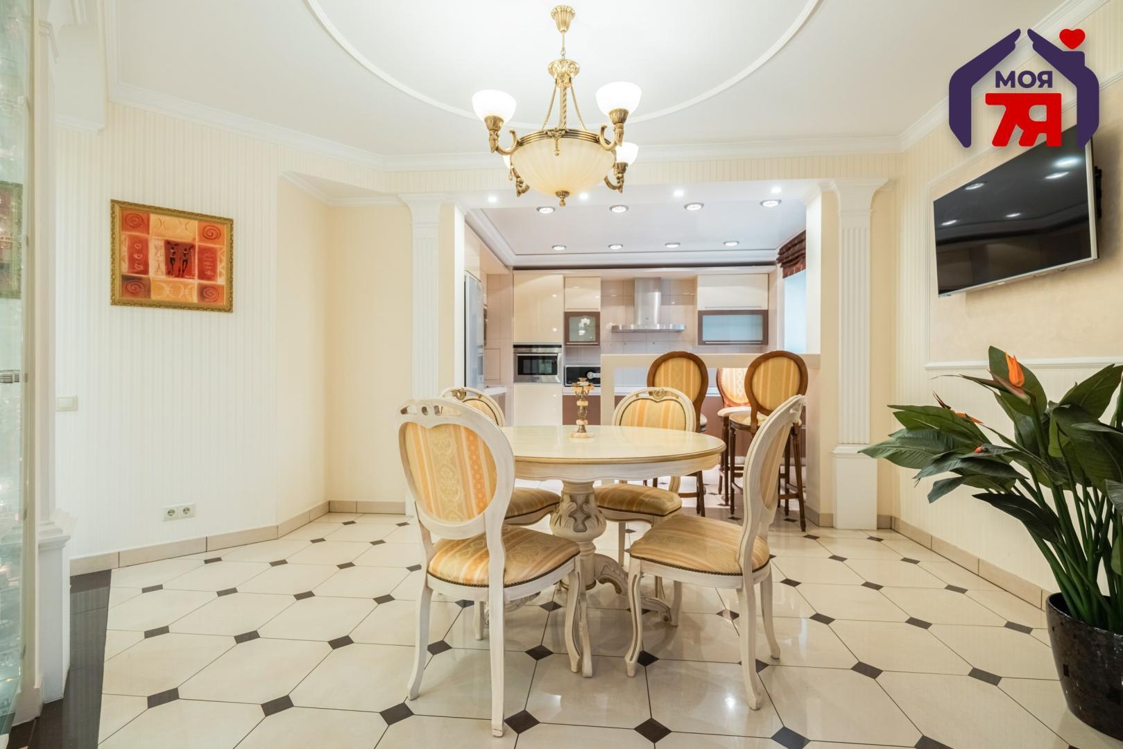 Apartamento 3 habitaciones 125 m² Minsk, Belarús