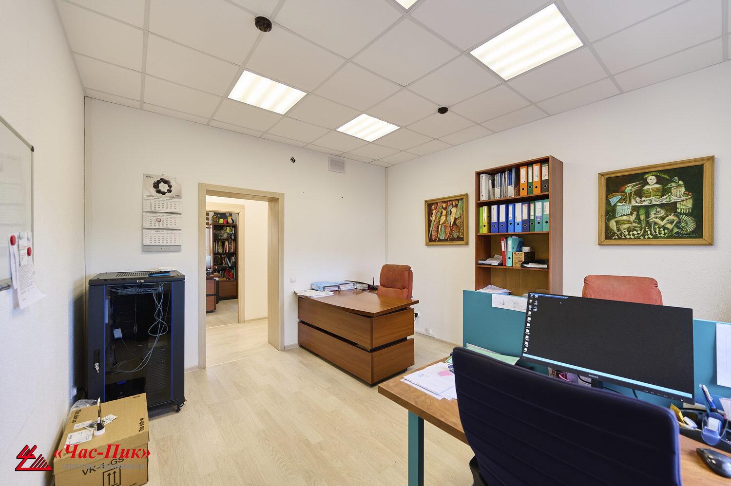 Shop 227 m² in Tarasava, Belarus