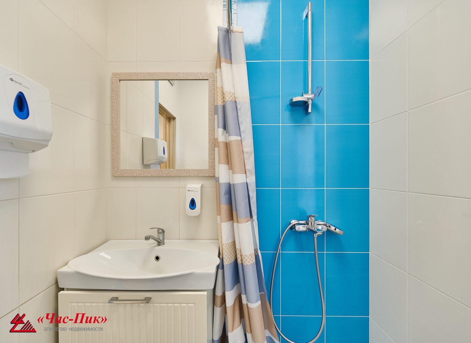 Shop 227 m² in Tarasava, Belarus