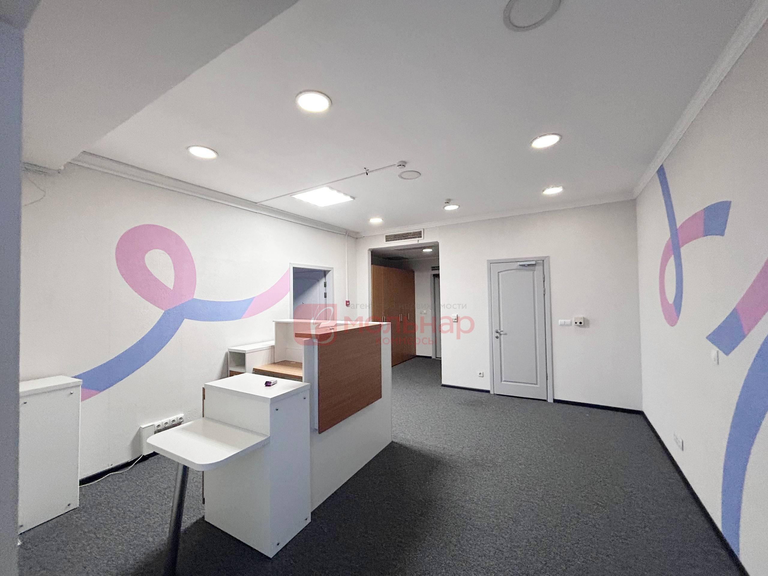 Office 374 m² in Minsk, Belarus