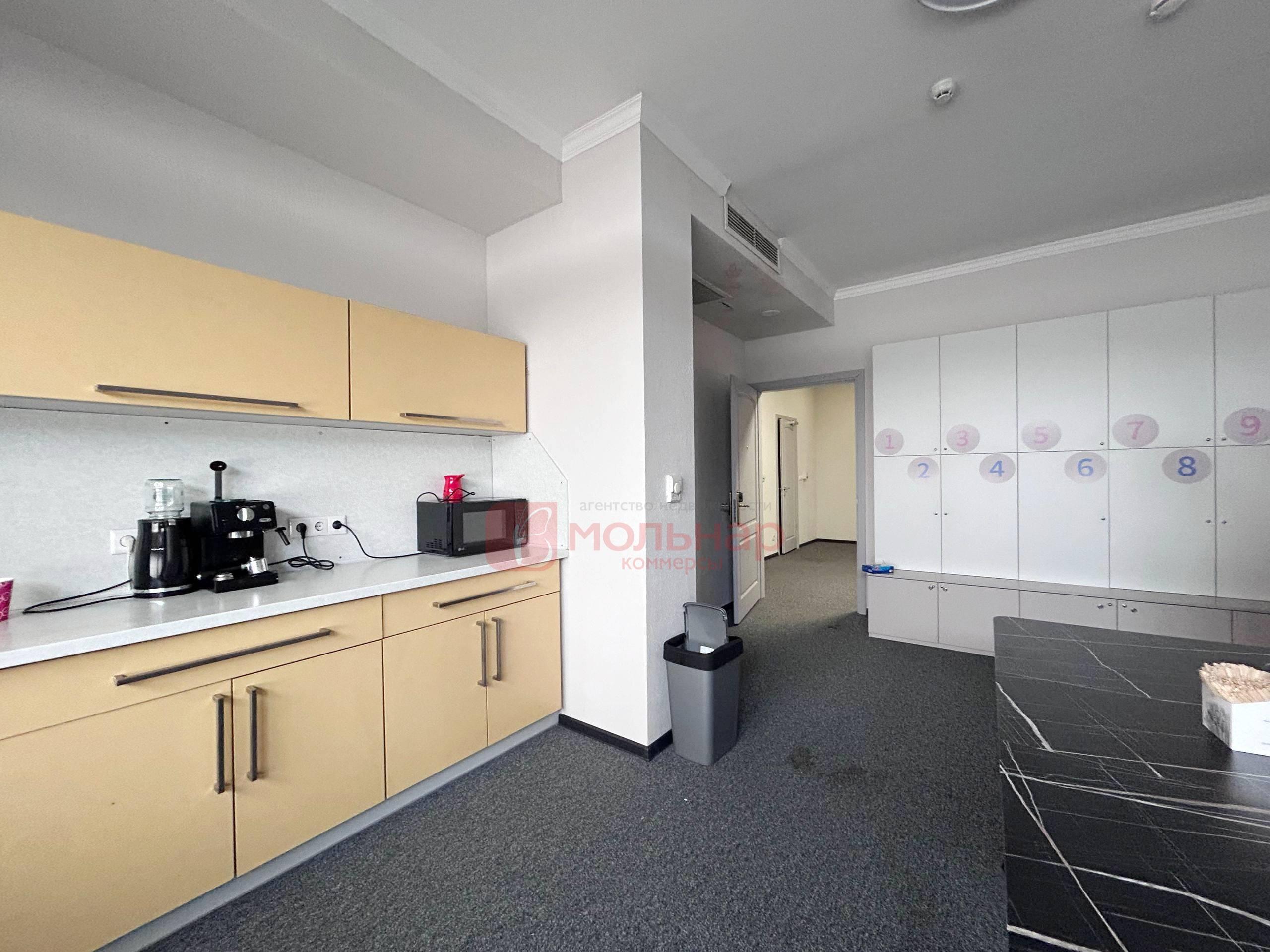 Office 374 m² in Minsk, Belarus