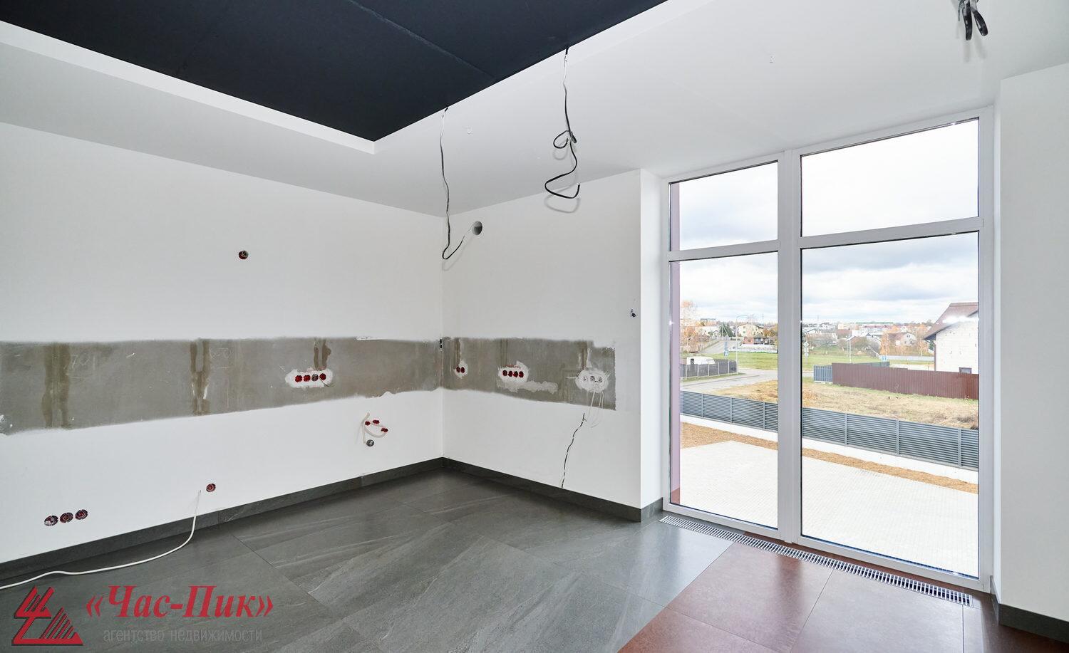 Propiedad comercial 472 m² en Minsk, Belarús