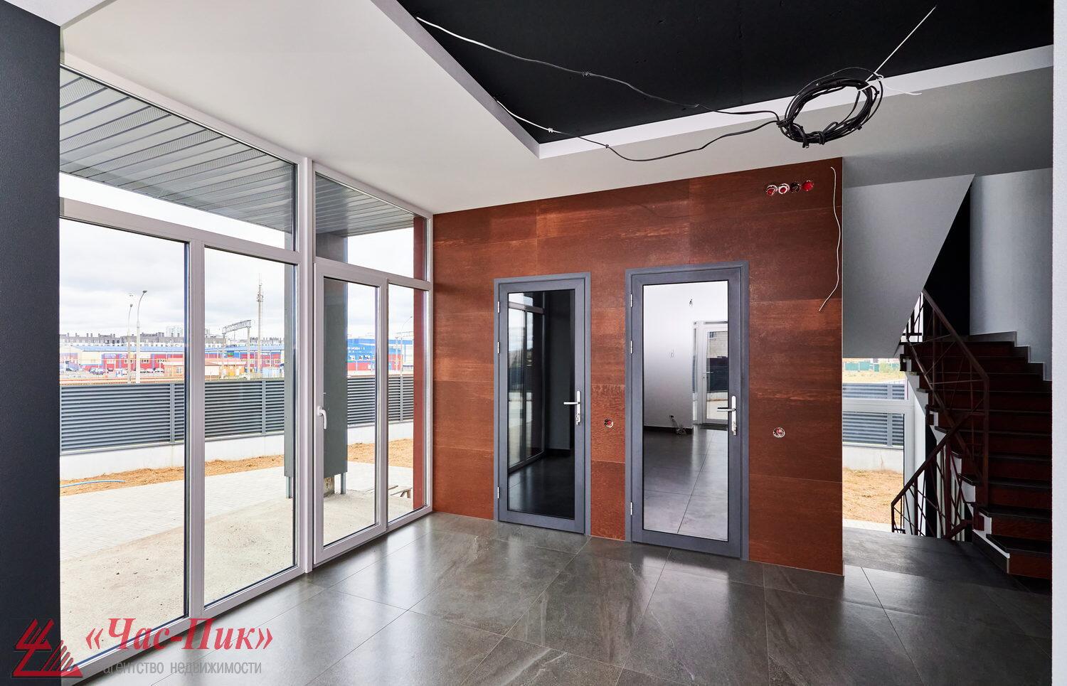 Propiedad comercial 472 m² en Minsk, Belarús