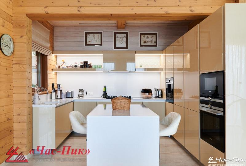 Cottage 707 m² Lahojsk selsaviet, Belarus