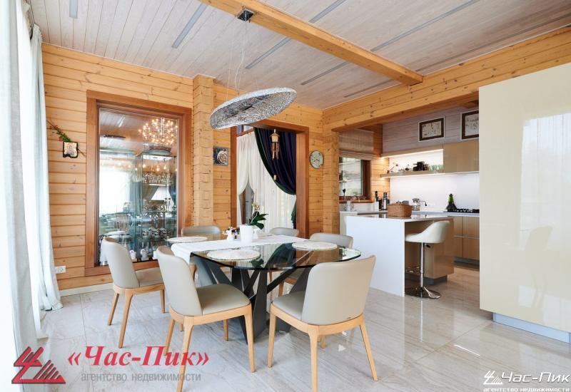 Cottage 707 m² Lahojsk selsaviet, Belarus