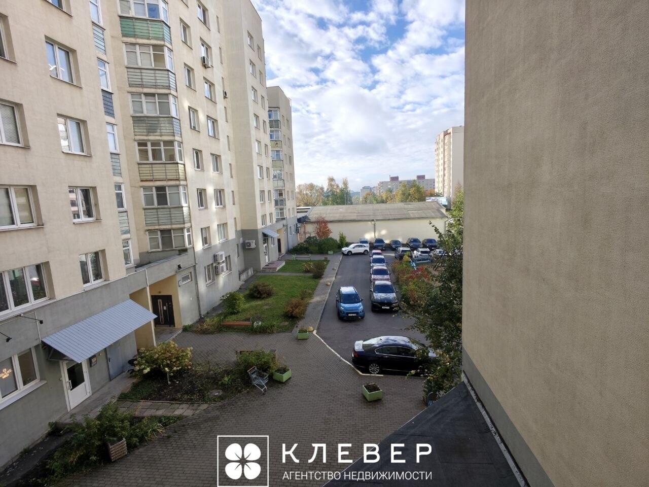  95.6м.кв., комнат 3, г. Минск (Бурдейного ул., 8)
