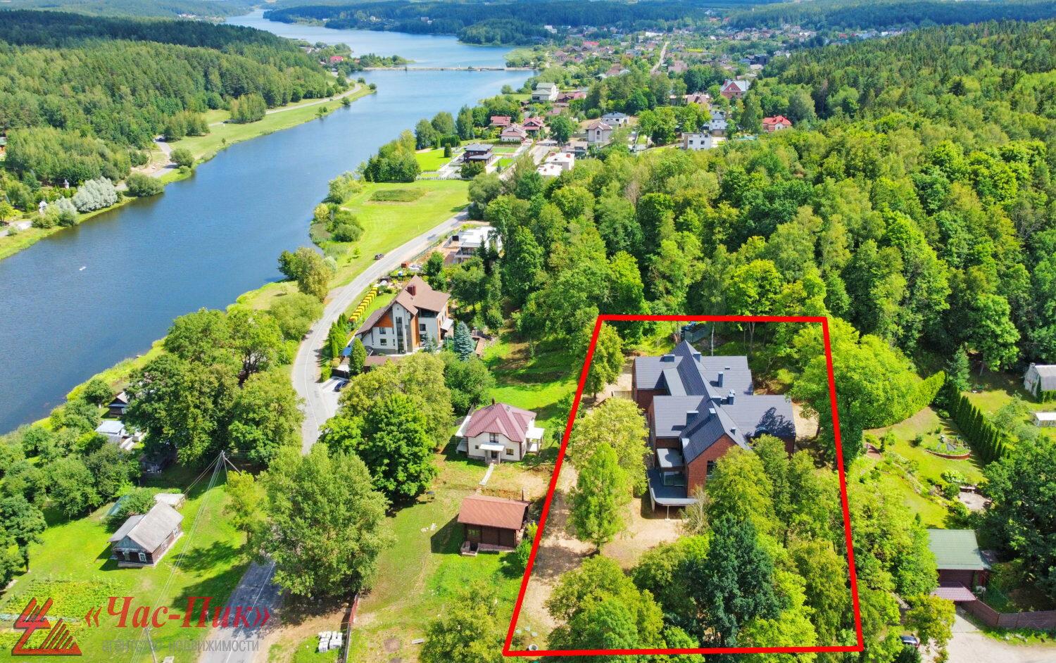 Commercial property 1 720 m² in Akolica, Belarus