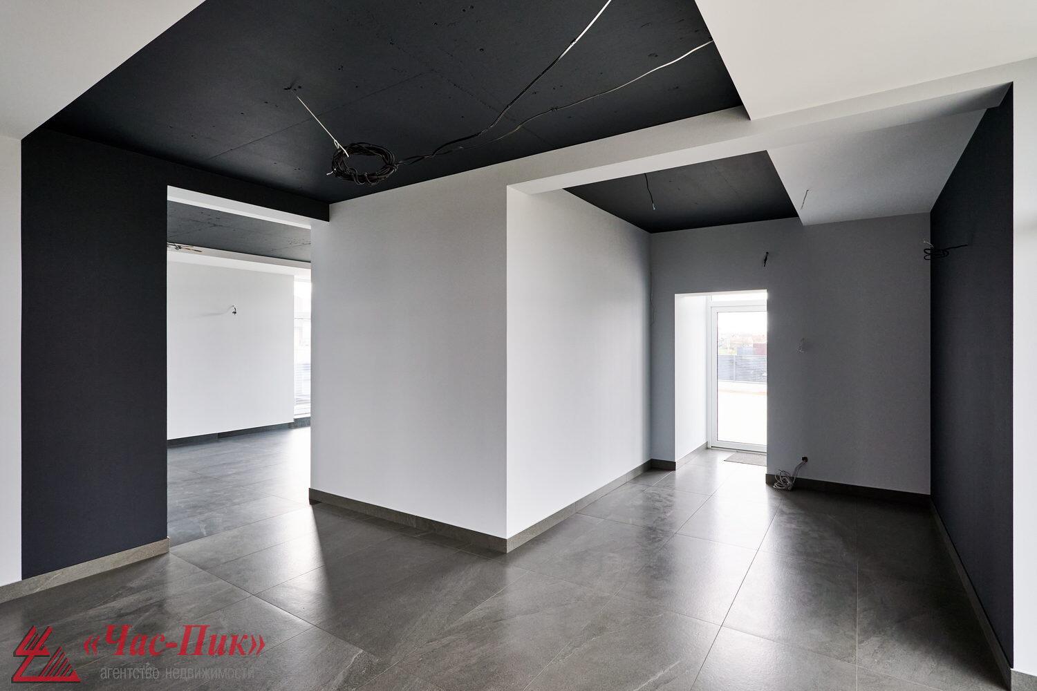 Propiedad comercial 472 m² en Minsk, Belarús