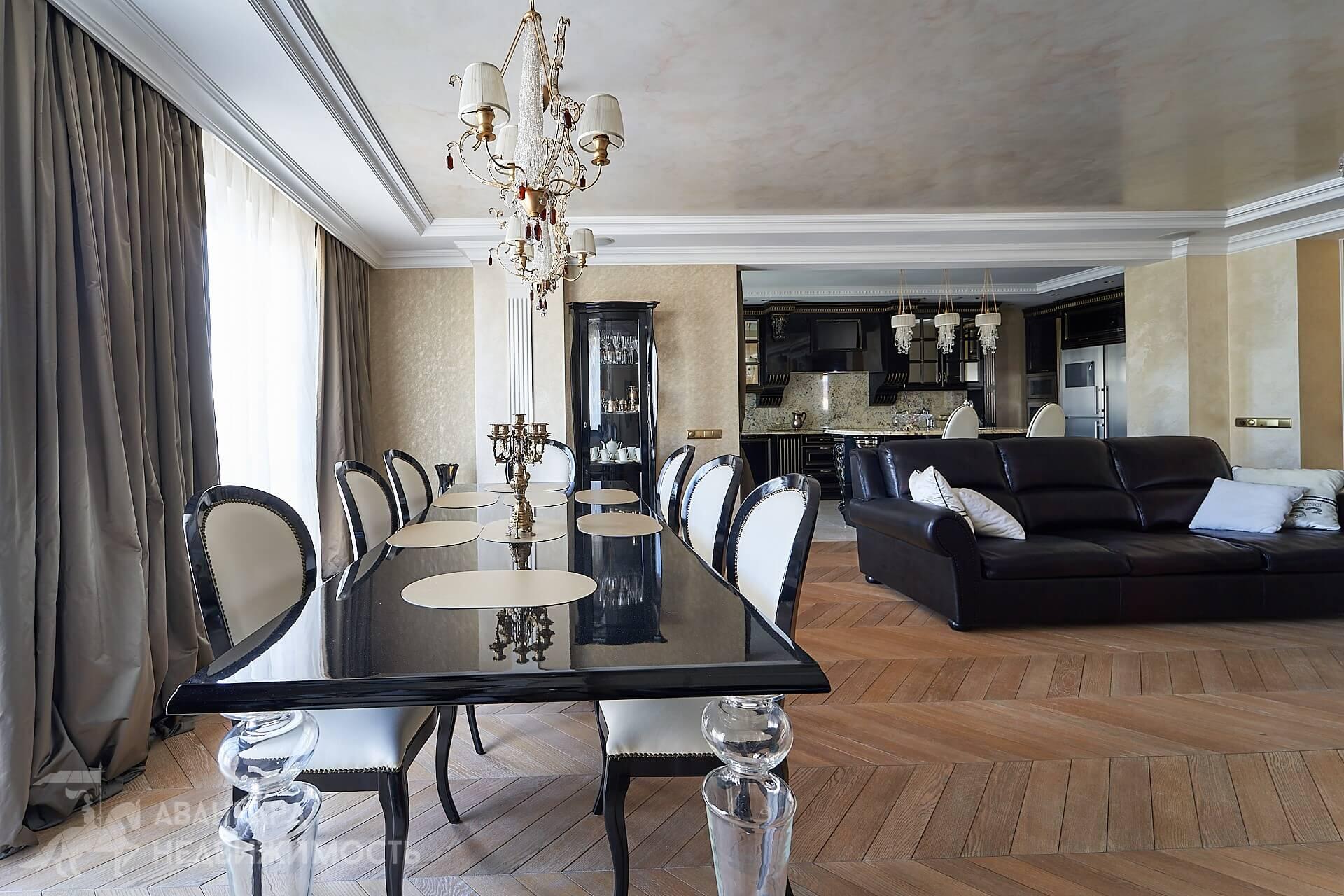 Wohnung 4 zimmer 180 m² Minsk, Belarus