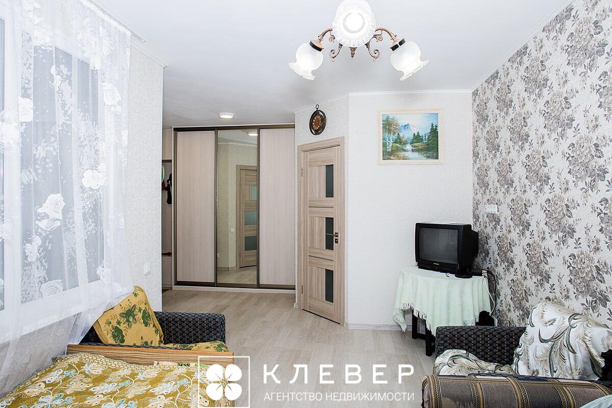  40.5м.кв. (участок 10.42сот.), д. Большой Тростенец (Школьная ул.)