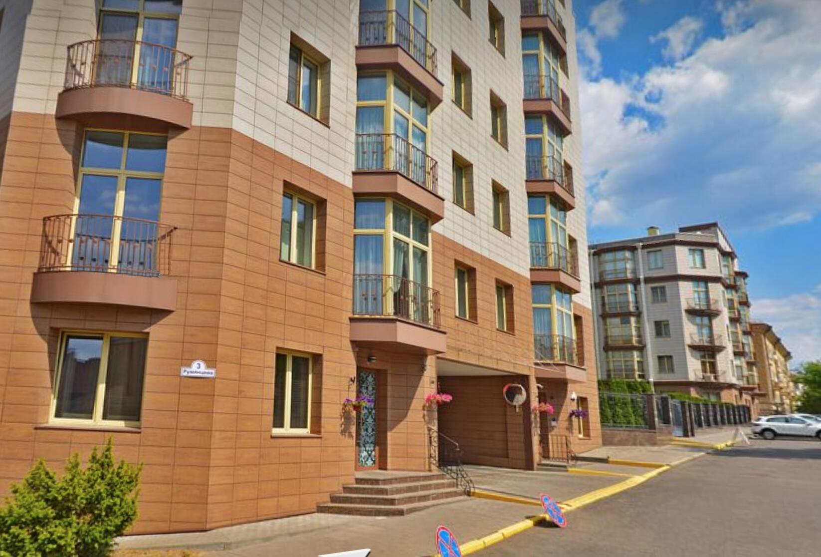 Büro 197 m² in Minsk, Belarus