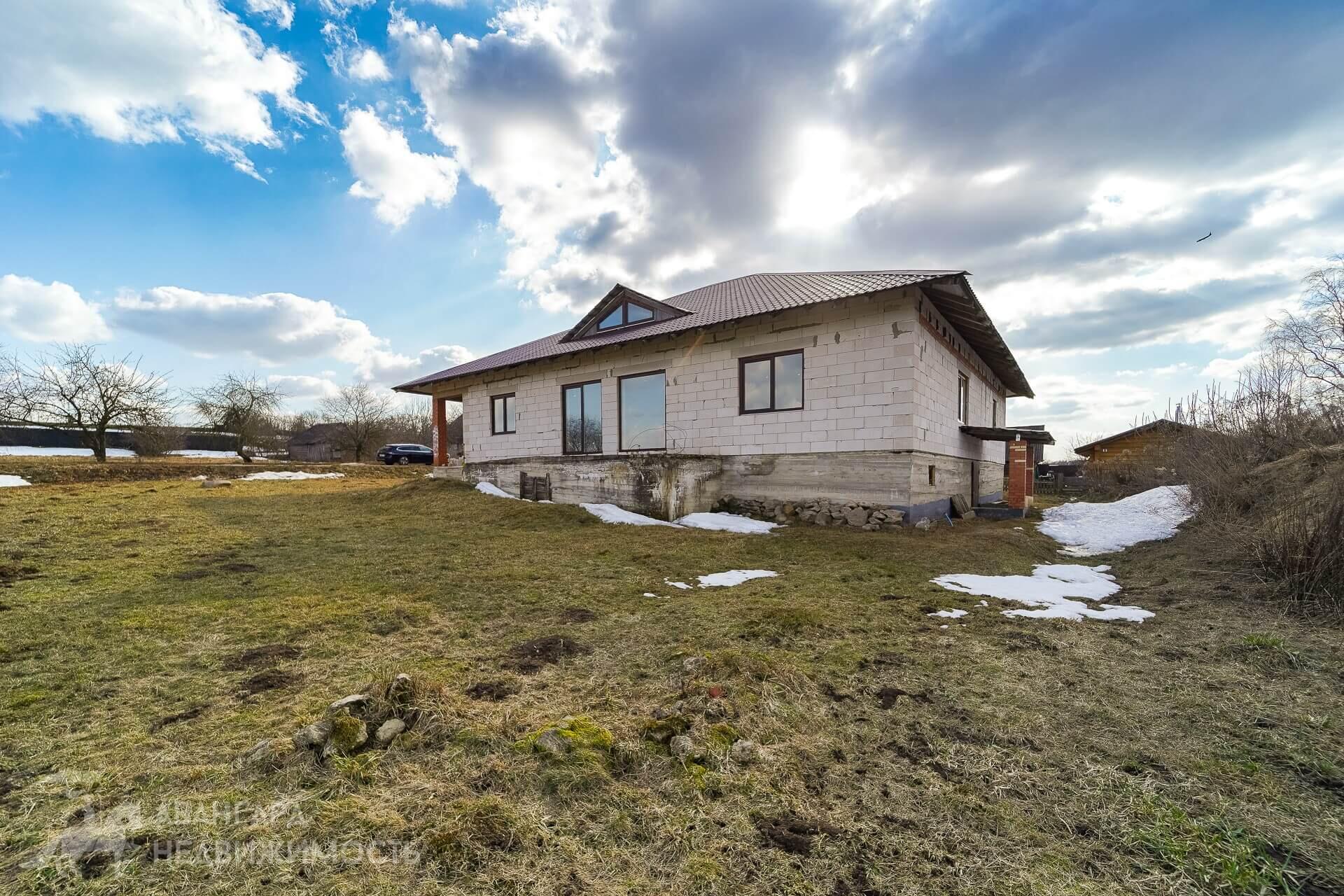 Casa 320 m² Ozyaritska Slabadski rural council, Belarús