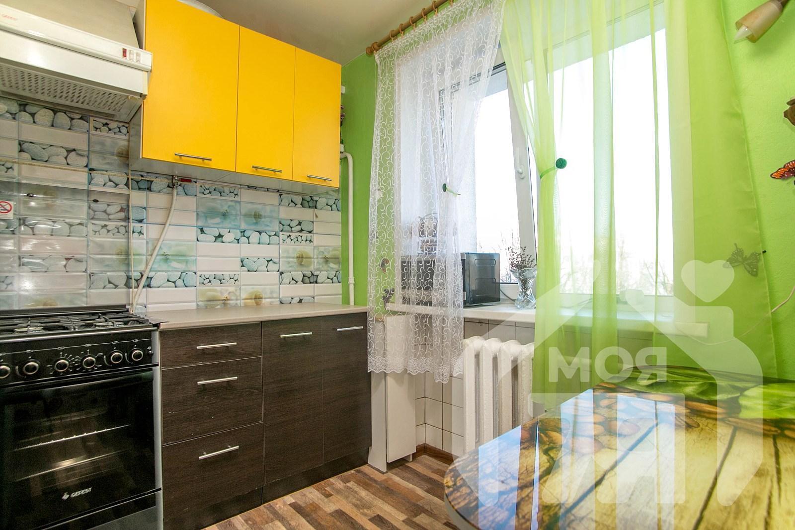 2 room apartment 42 m² Maladzyechna, Belarus