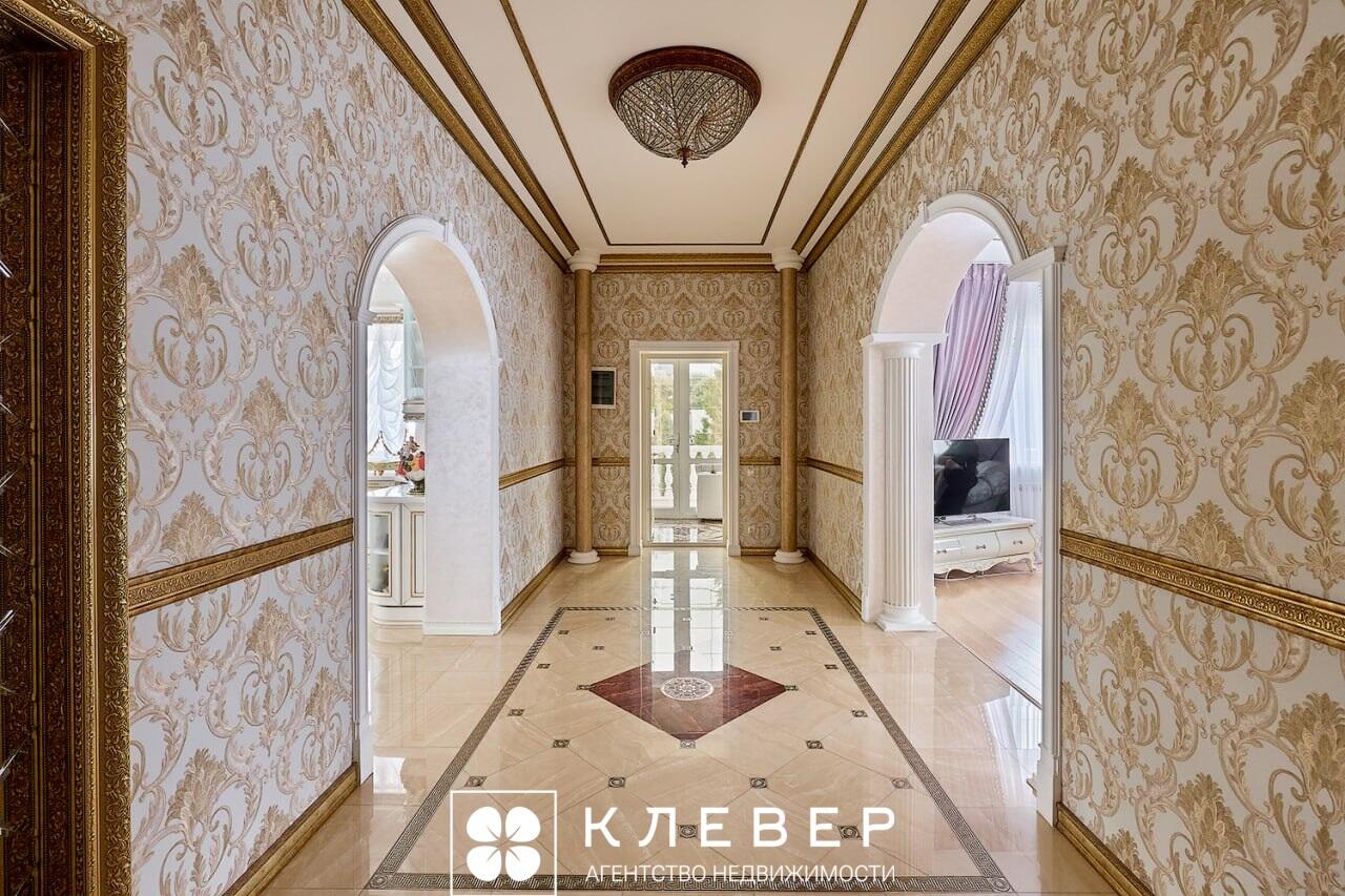  295.4м.кв. (участок 8.35сот.), аг. Ждановичи (Жемчужная ул.)