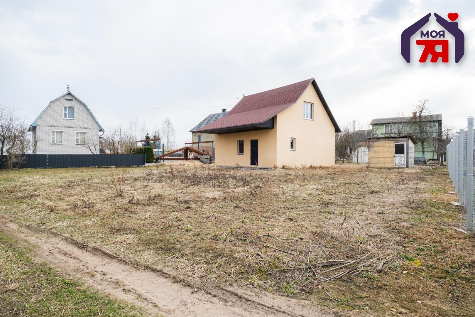House  Piarezyrski sielski Saviet, Belarus