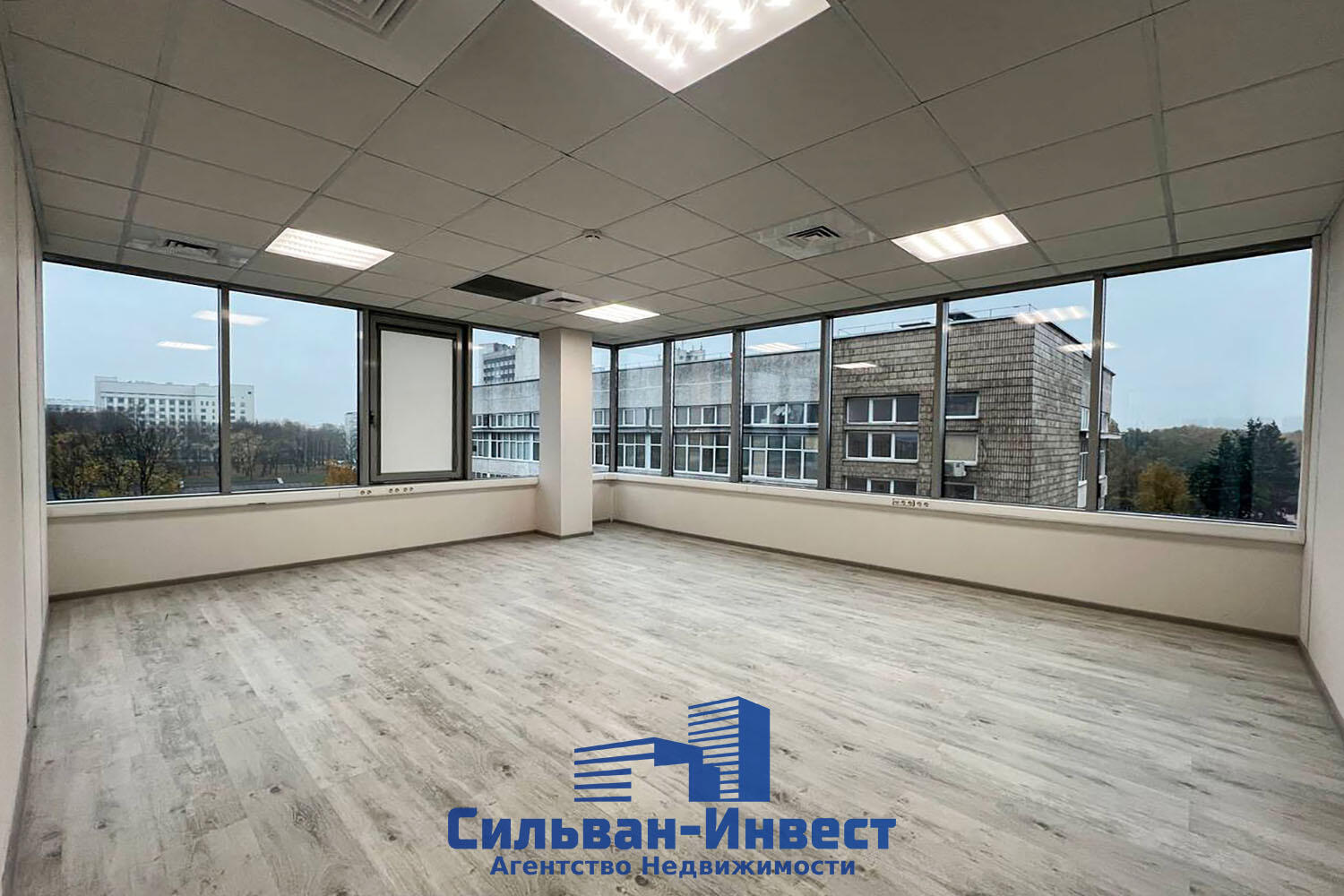 Pomieszczenie biurowe 189 m² w Mińsk, Białoruś