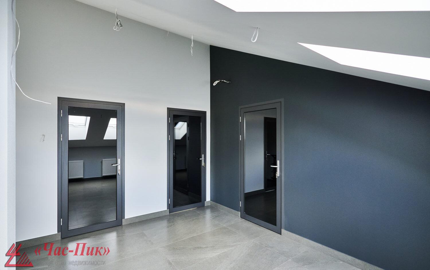 Propiedad comercial 472 m² en Minsk, Belarús