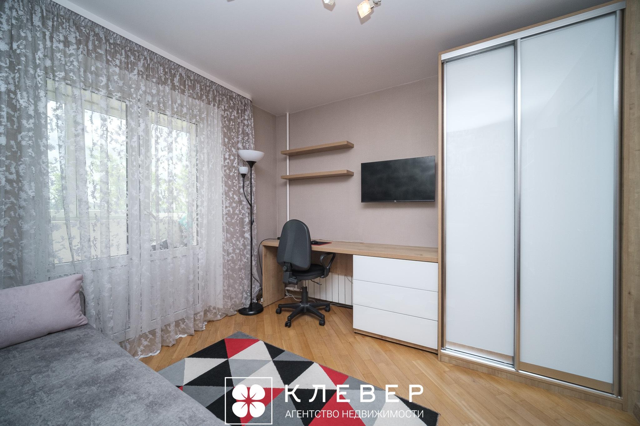  62м.кв., комнат 3, г. Минск (Берута ул., 17)