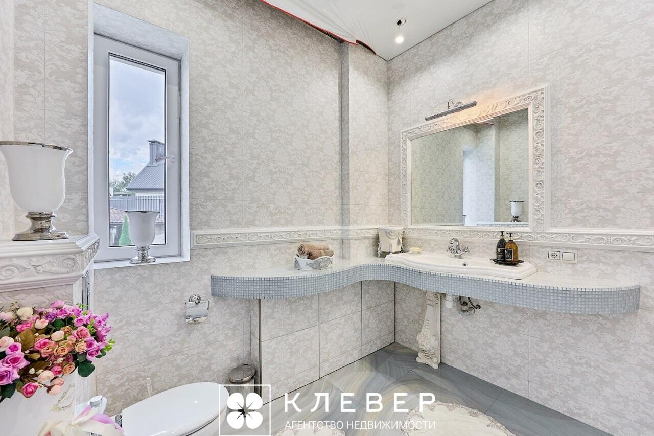  295.4м.кв. (участок 8.35сот.), аг. Ждановичи (Жемчужная ул.)