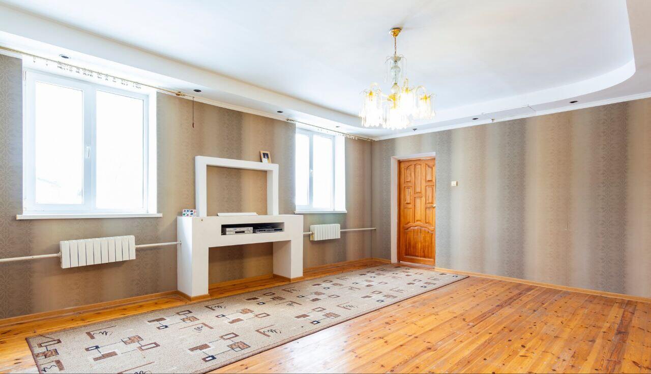 Chalet 400 m² Kalodziscanski sielski Saviet, Bélarus