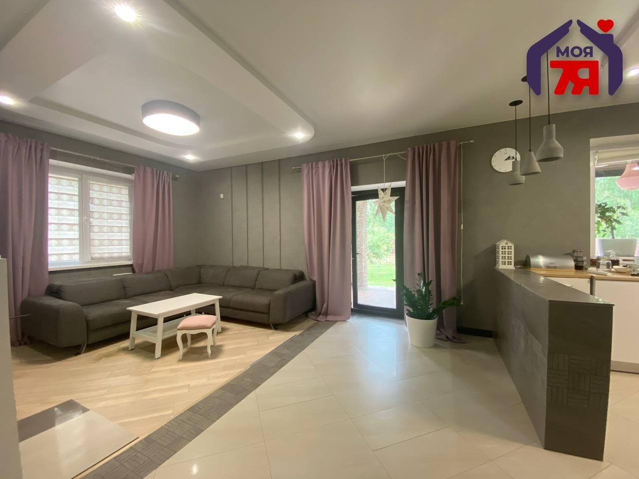 Chalet 261 m² Starobinski sielski Saviet, Bélarus