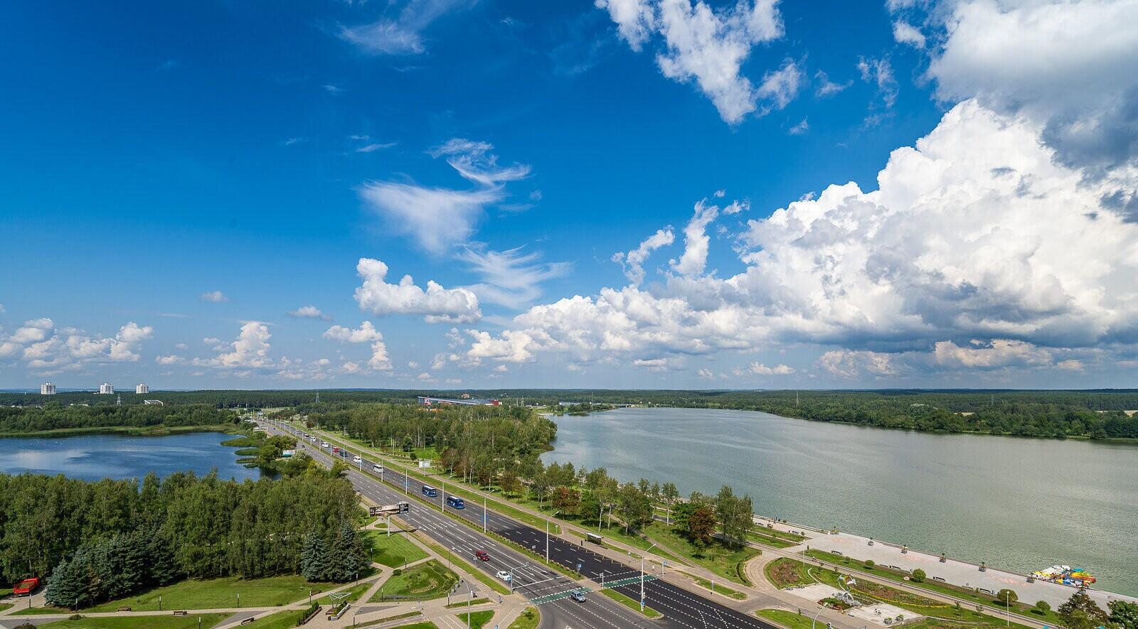  110.3м.кв., комнат 3, г. Минск (Победителей просп., 135)