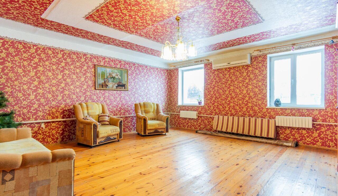 Chalet 400 m² Kalodziscanski sielski Saviet, Bélarus