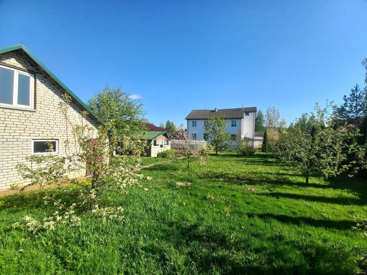 Chalet 400 m² Kalodziscanski sielski Saviet, Bélarus