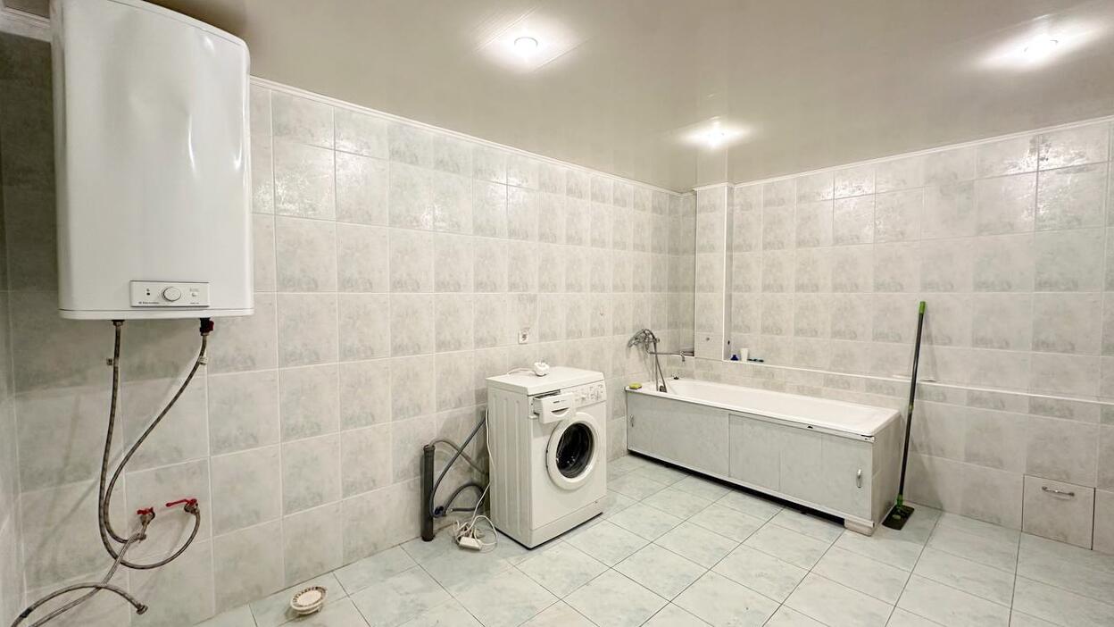 House 461 m² Minsk, Belarus