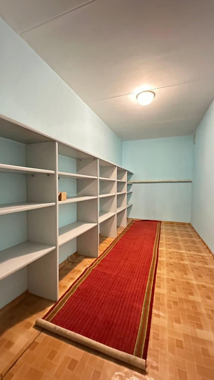 House 461 m² Minsk, Belarus