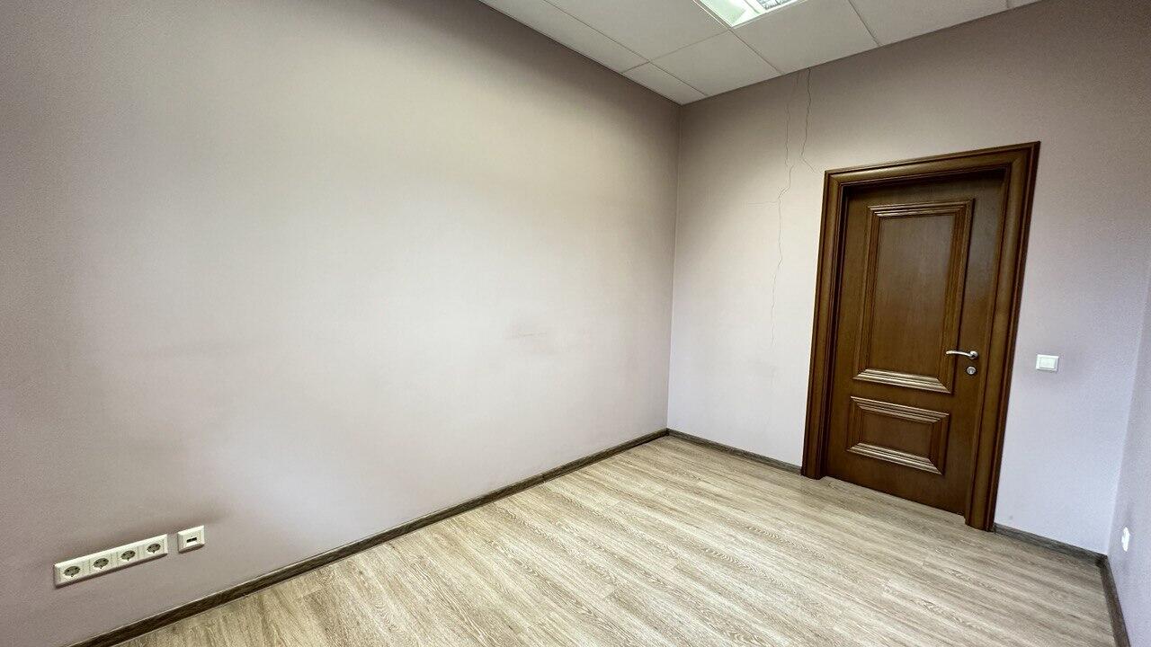 Büro 197 m² in Minsk, Belarus