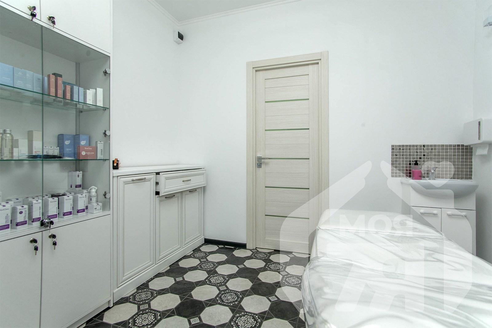 Cottage 913 m² Astravyets, Belarus