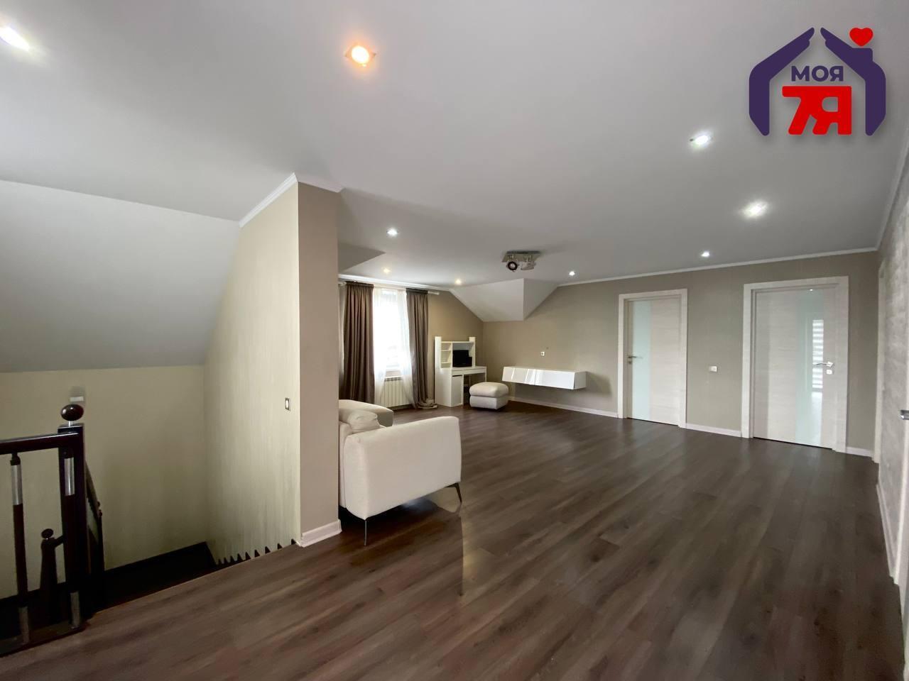 Chalet 261 m² Starobinski sielski Saviet, Bélarus