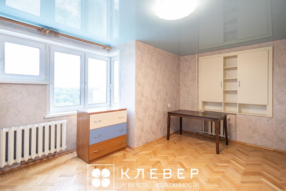  77.3м.кв., комнат 3, г. Минск (Долгиновский тракт, 44)