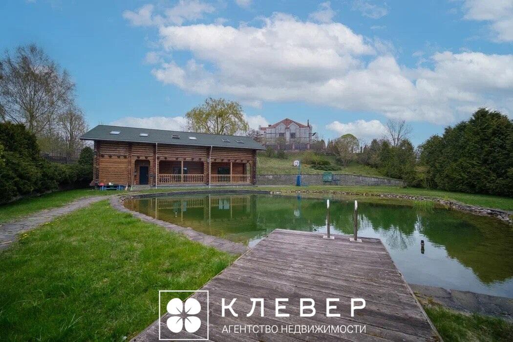  449.9м.кв. (участок 25сот.), аг. Семково (Мирная ул.)