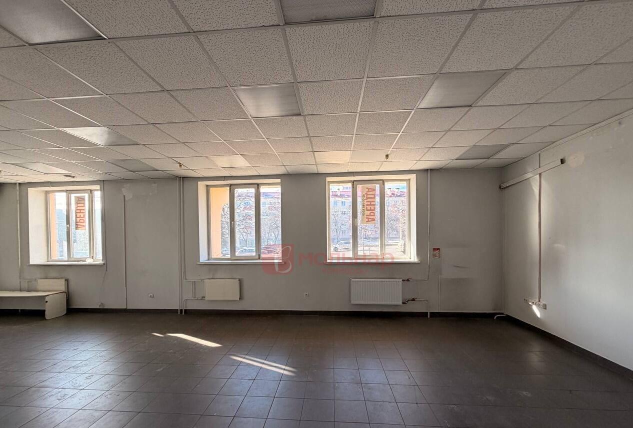 Propiedad comercial 100 m² en Minsk, Belarús