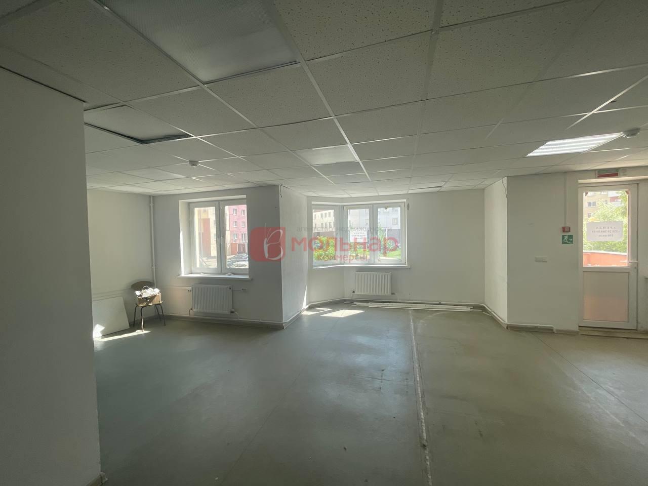 Shop 196 m² in Minsk, Belarus
