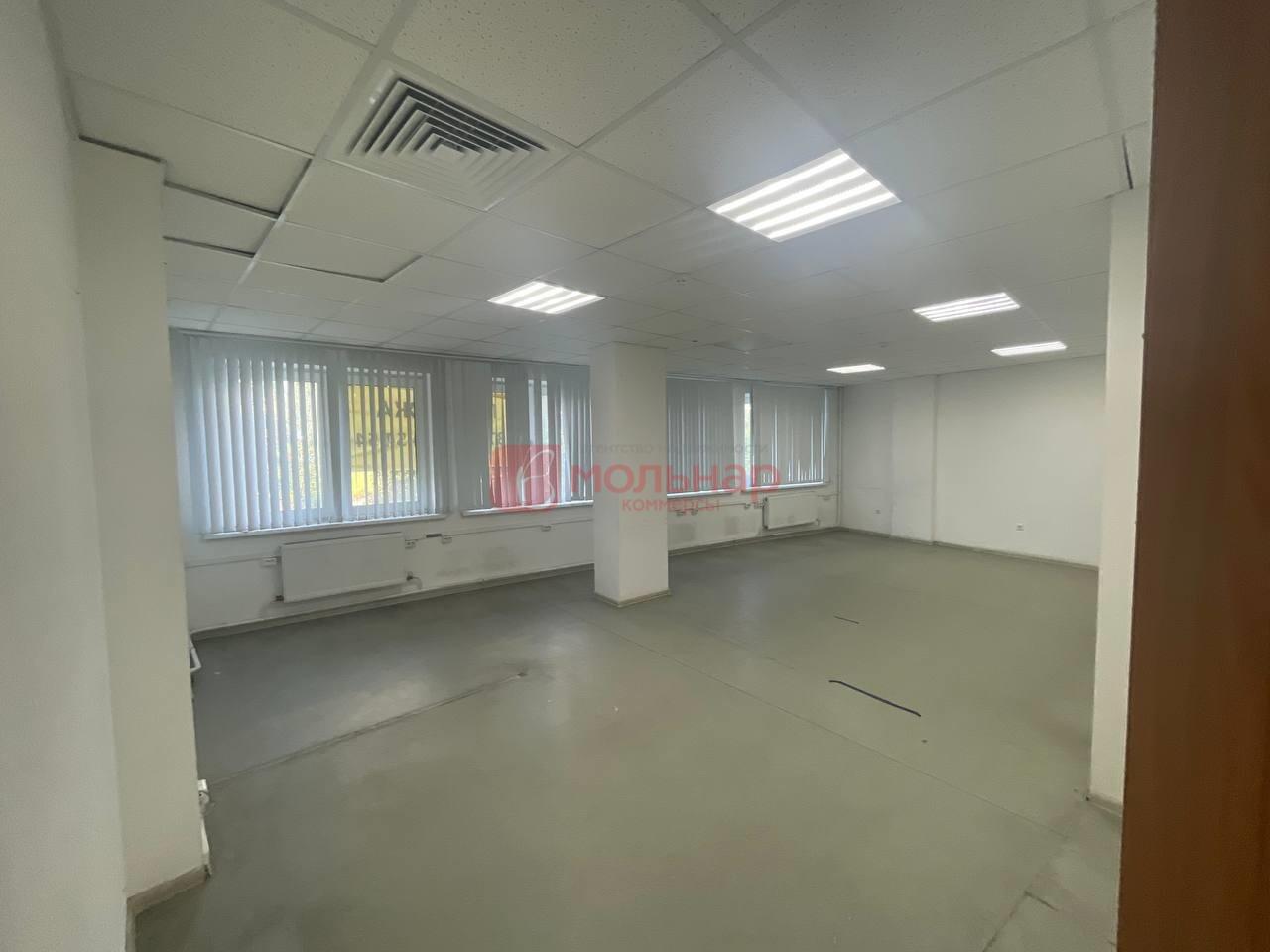 Shop 196 m² in Minsk, Belarus