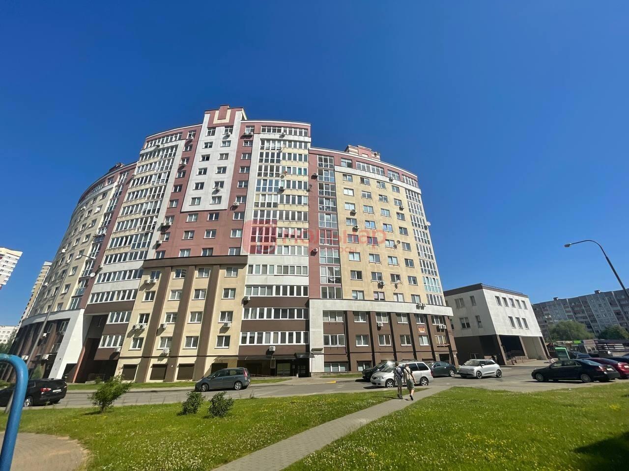 Shop 196 m² in Minsk, Belarus